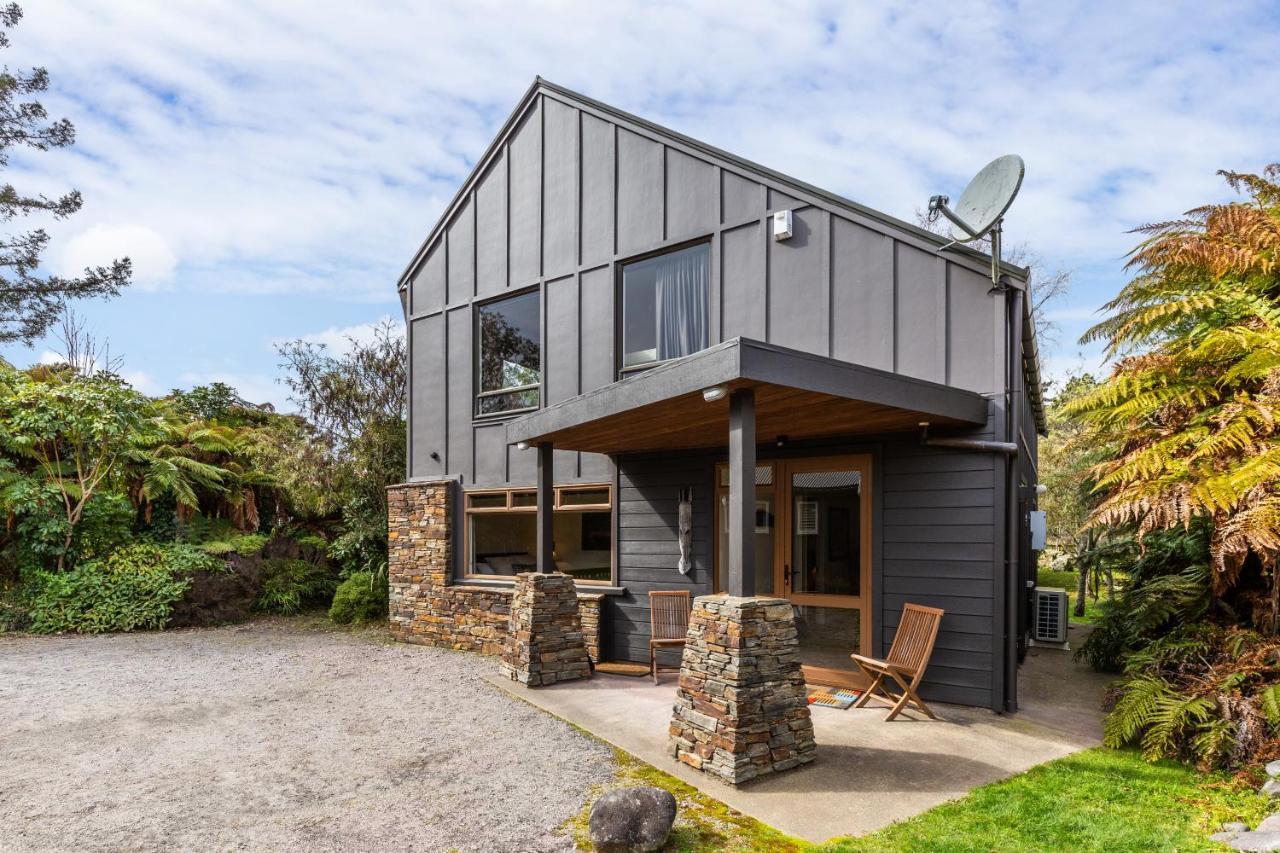Turangi Trout Lodge מראה חיצוני תמונה